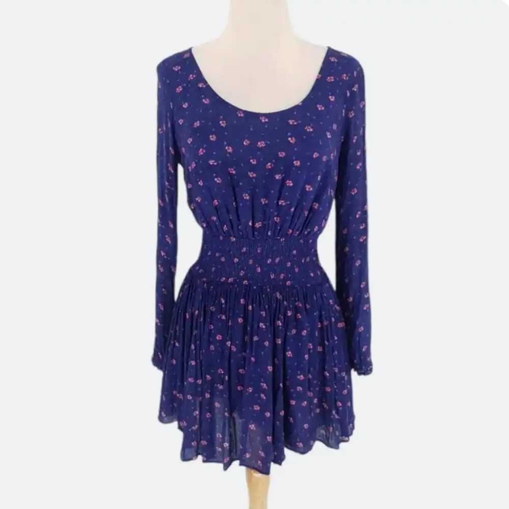 Urban Outfitters Kimchi Blue Floral Smocked Long Sleeve Dress Size S